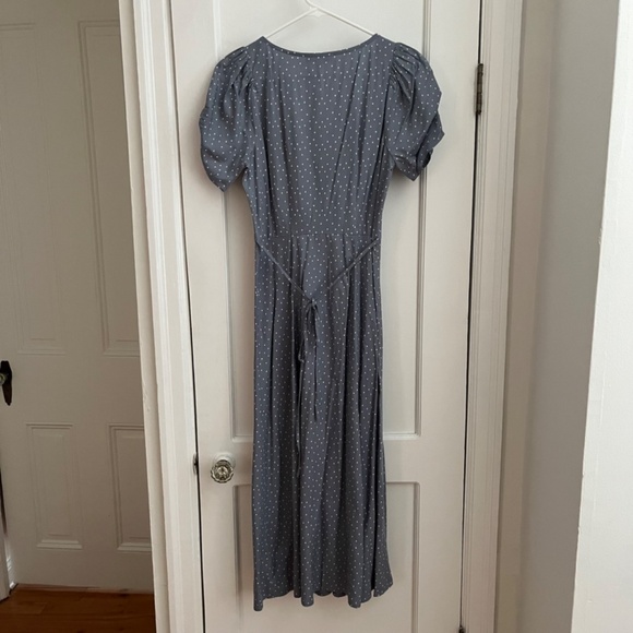 Madewell | Leedra Button-Front Midi Dress in Dot - Picture 3 of 8